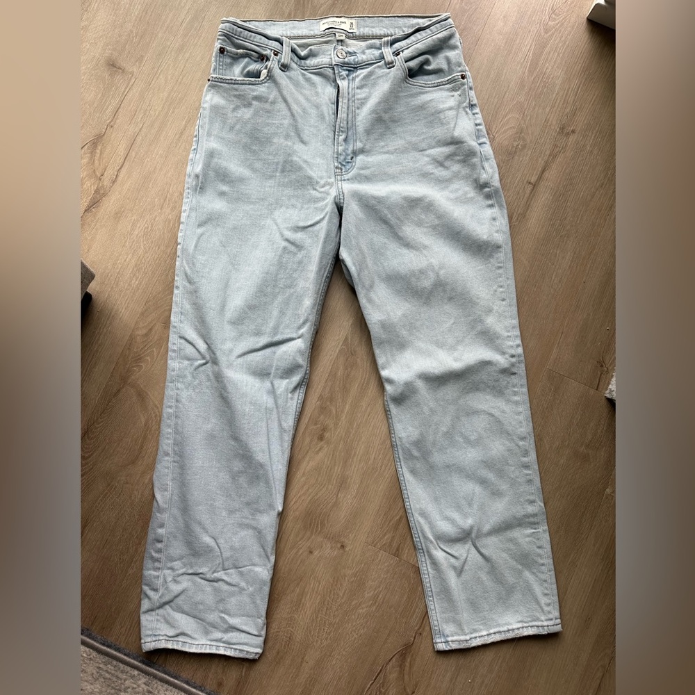 Abercrombie The Ankle Straight Ultra High Rise Jeans
